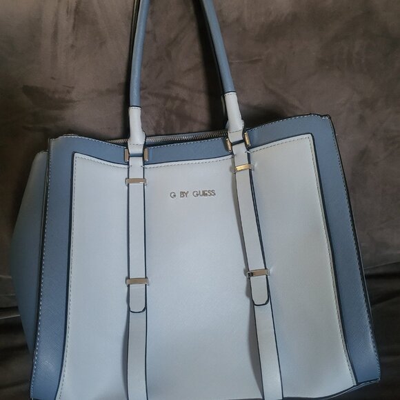 G By Guess Handbag - Picture 4 of 6